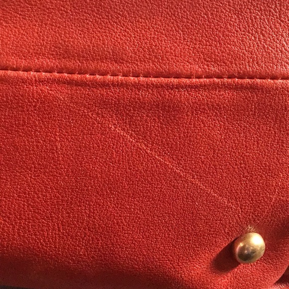 EUC Tre Ver Red Handbag - Picture 4 of 8